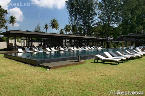 SALA Phuket Resort & Spa 34
